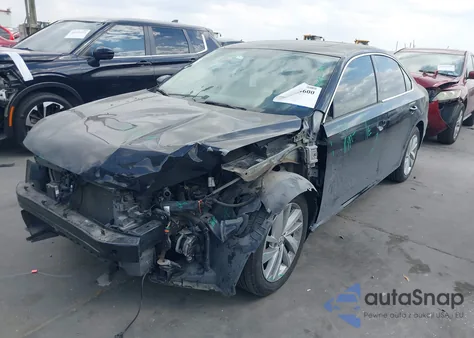 2018 Volkswagen Passat 2.0T Se z USA, uszkodzony, nr VIN 1VWBA7A32JC005804